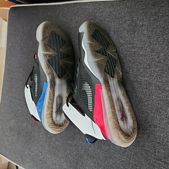 Nike Air Jordan Mars 270 Top 3 size 13 Clean Black Red Blue White CD7070-001 - Picture 4 of 7